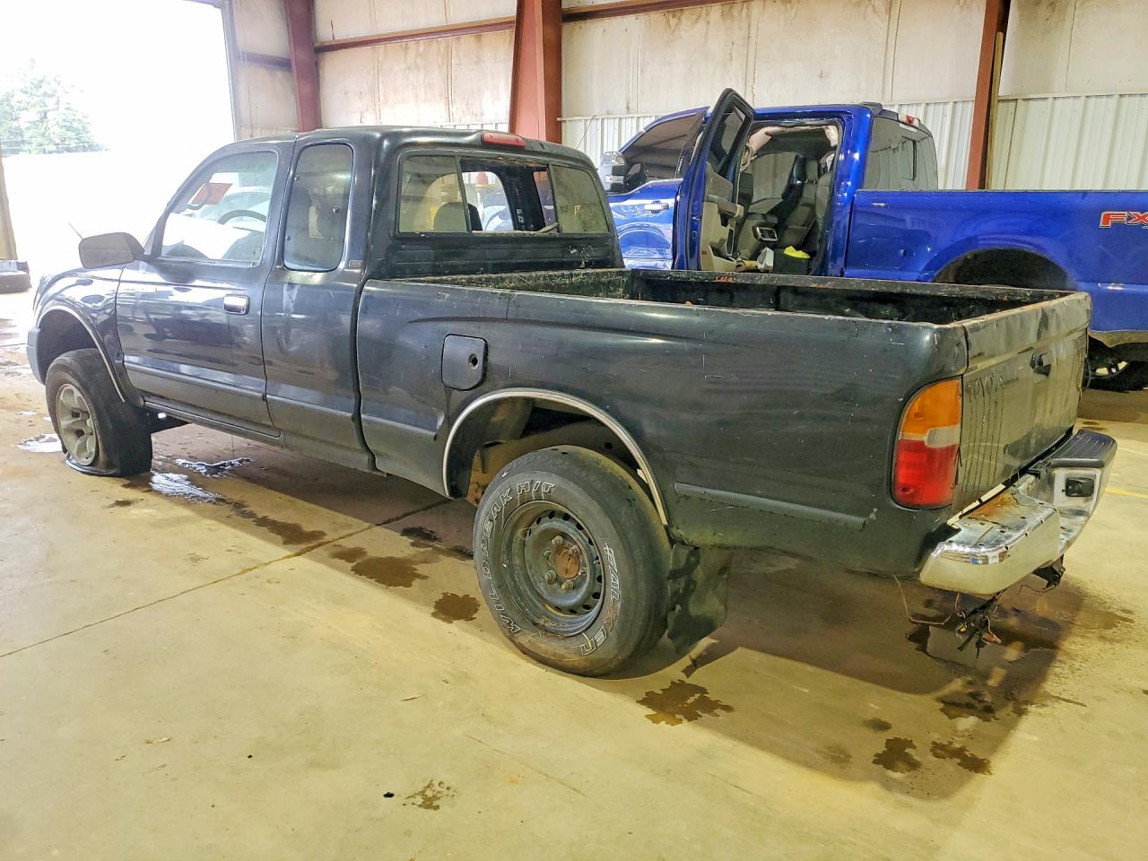 1998 Toyota Tacoma Xtracab Prerunner Black vin: 4TASM92N1WZ175691