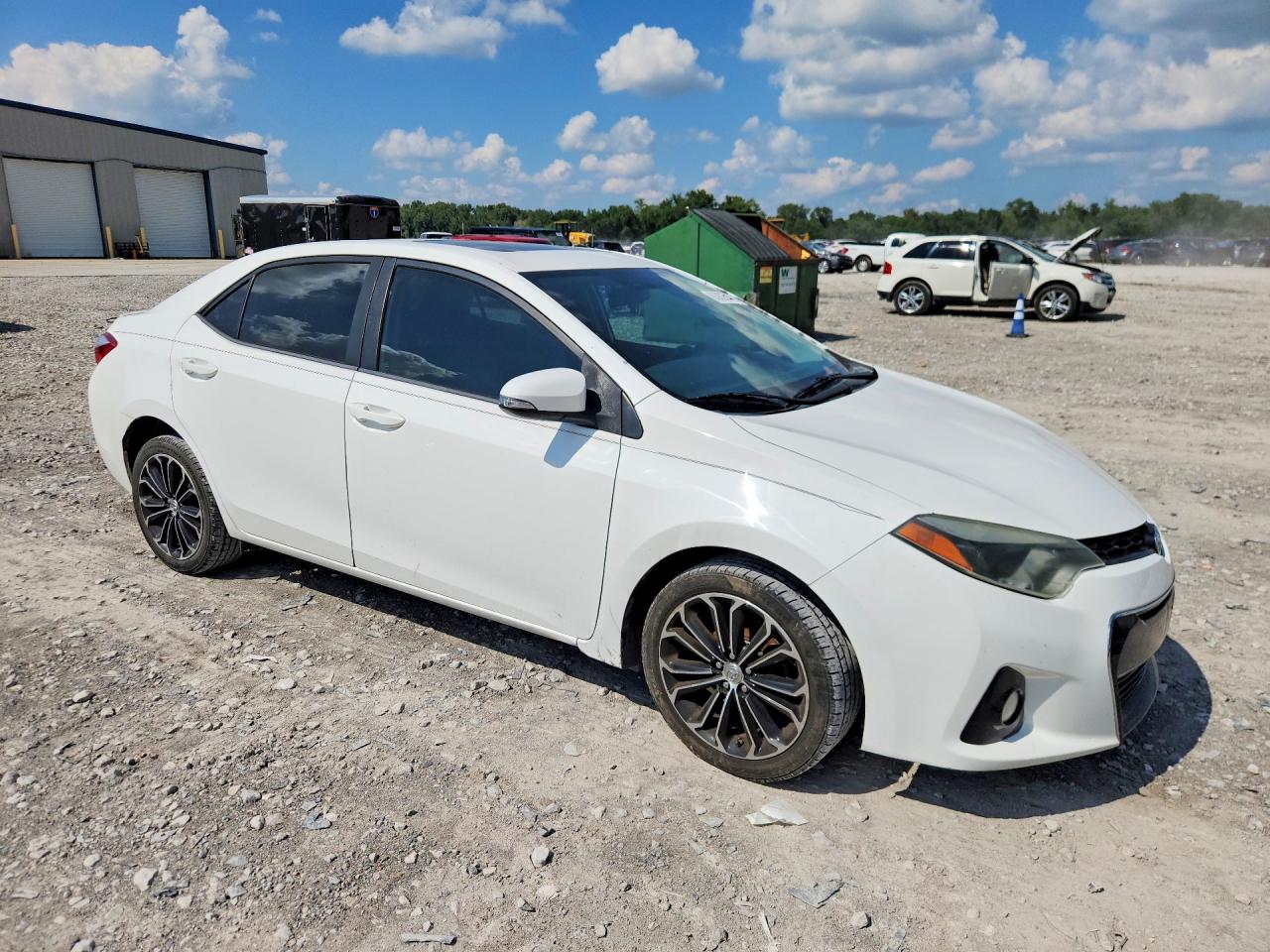 2014 Toyota Corolla S Plus White vin: 5YFBURHE3EP002906