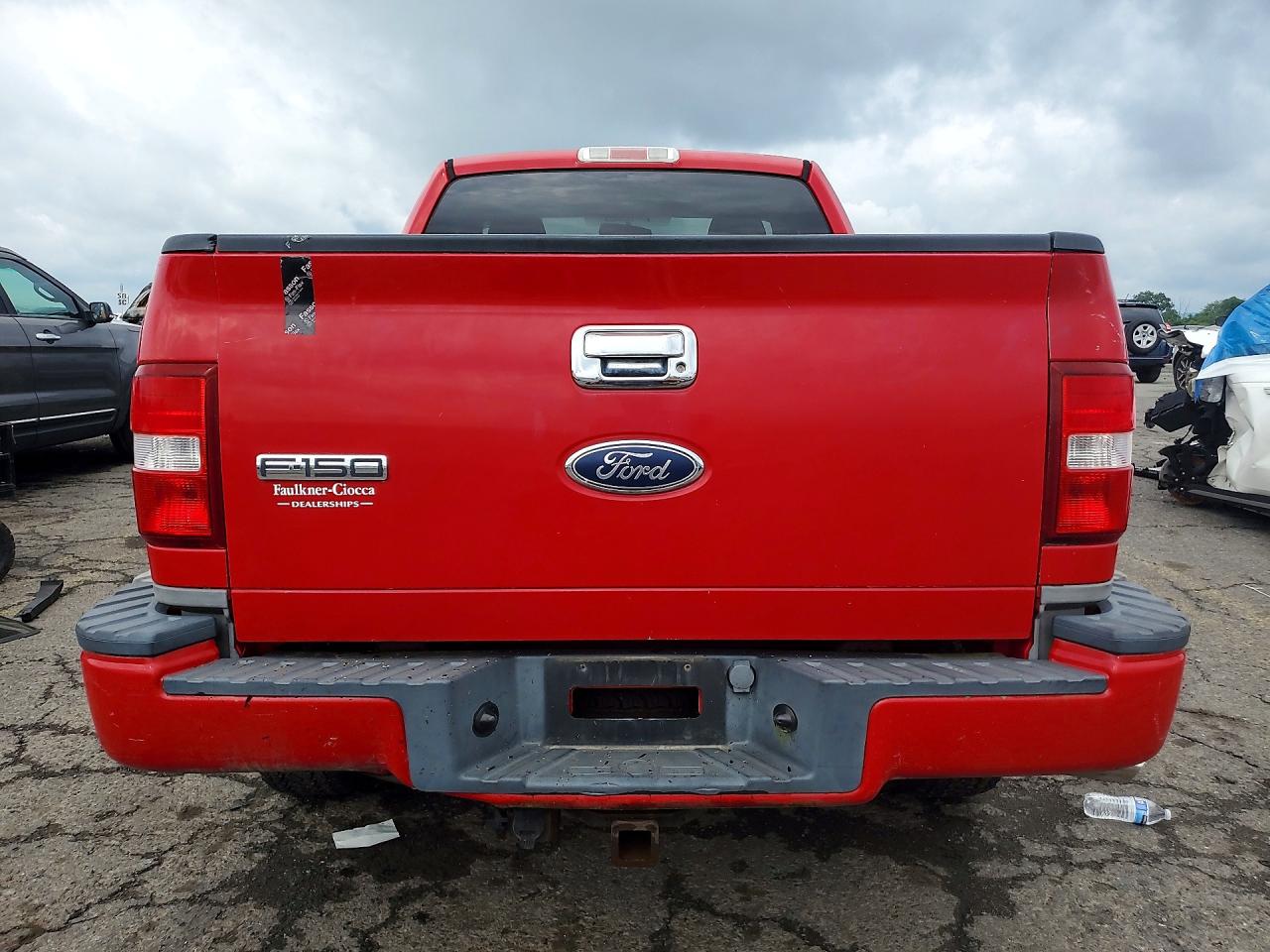 2004 Ford F150 Lariat Red vin: 1FTRF04W14KB28598