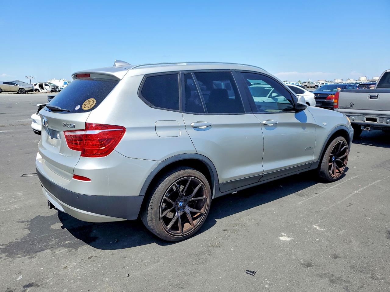 2011 Bmw X3 Xdrive28i Silver vin: 5UXWX5C51BL700622