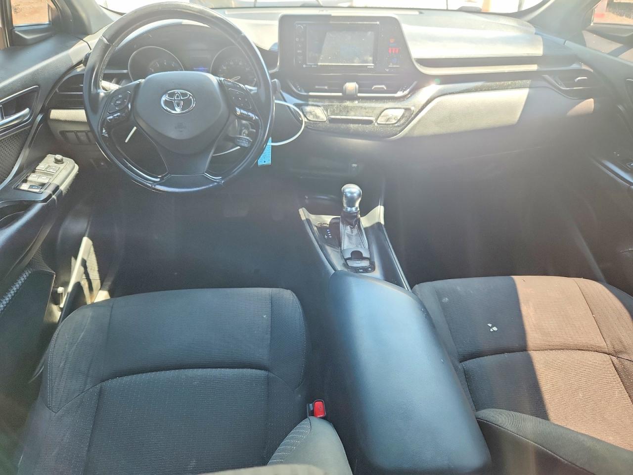 2018 Toyota C-hr Xle White vin: NMTKHMBX6JR027073