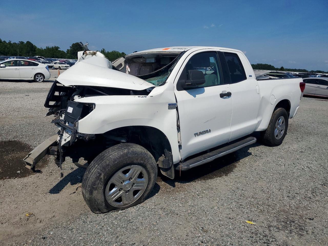 2010 Toyota Tundra Double Cab Sr5 White vin: 5TFRM5F10AX005006