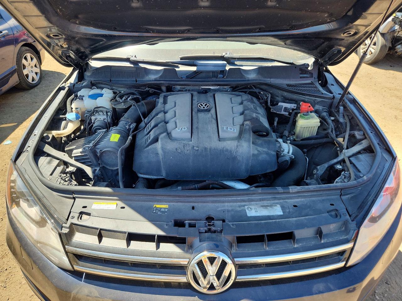 2014 Volkswagen Touareg V6 Tdi Синий vin: WVGEP9BP4ED011787