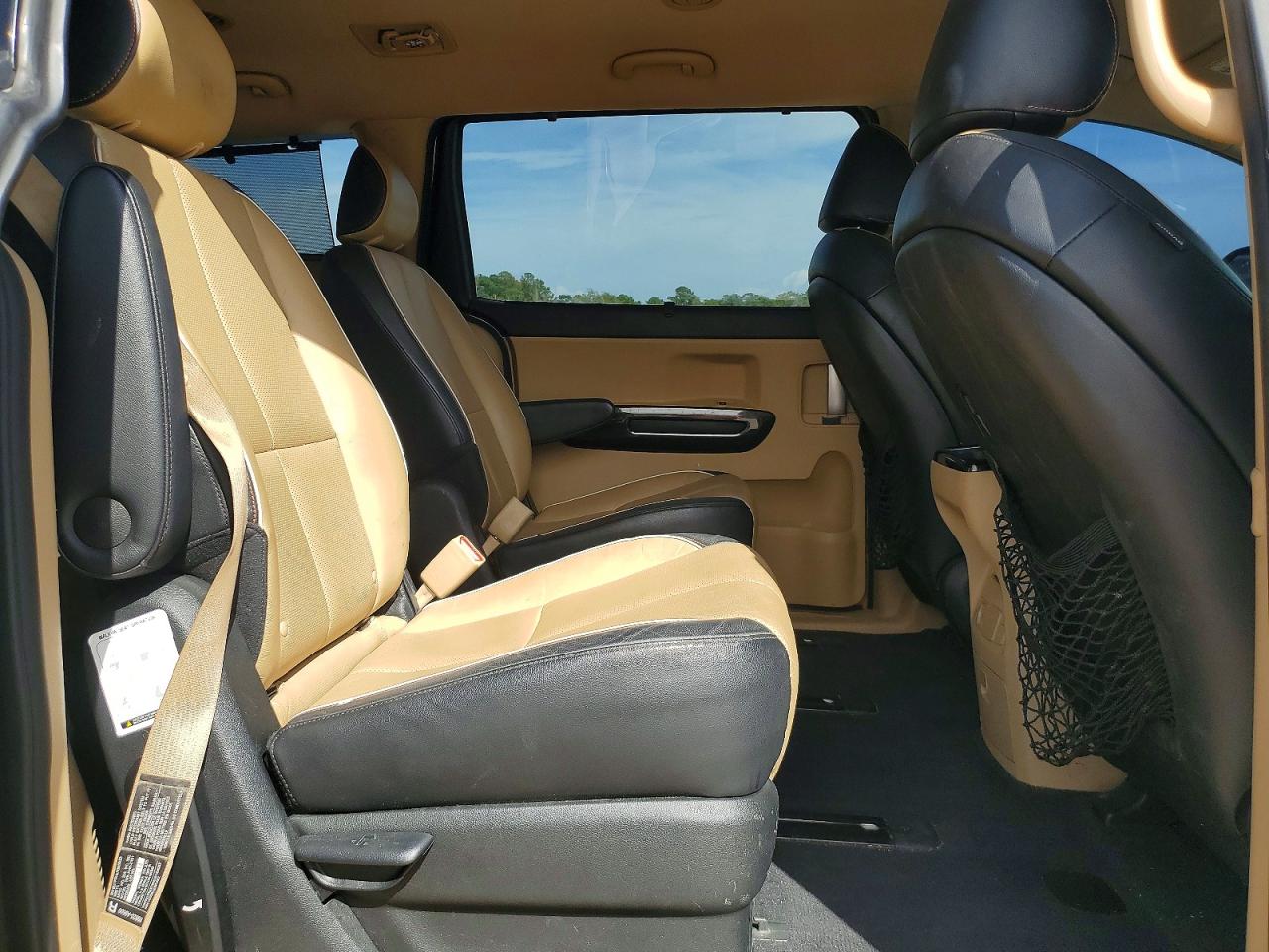2015 Kia Sedona Ex Gold vin: KNDMC5C16F6020088