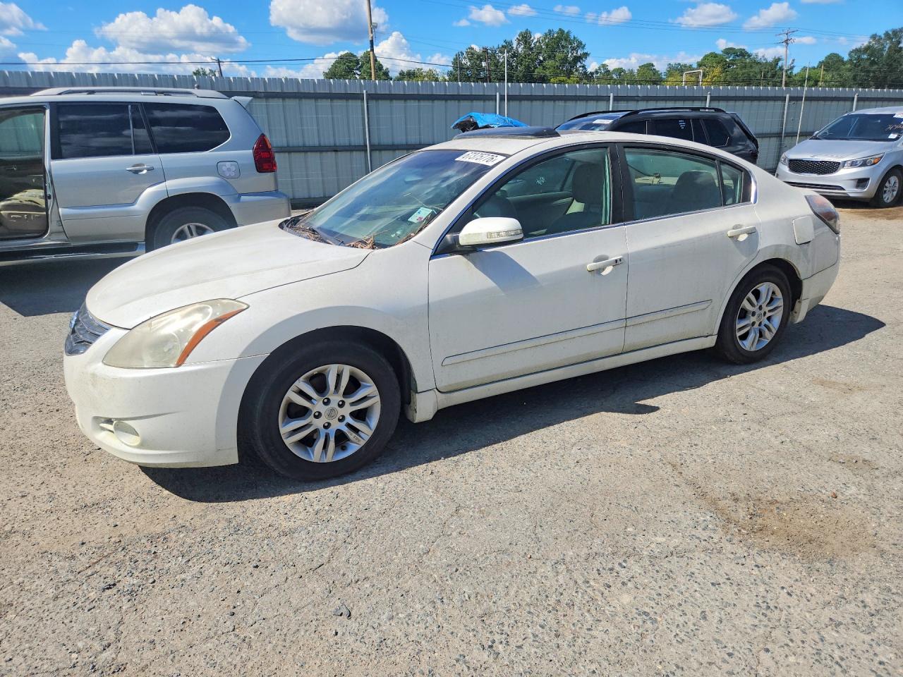 2012 Nissan Altima 2.5 White vin: 1N4AL2AP9CN401059