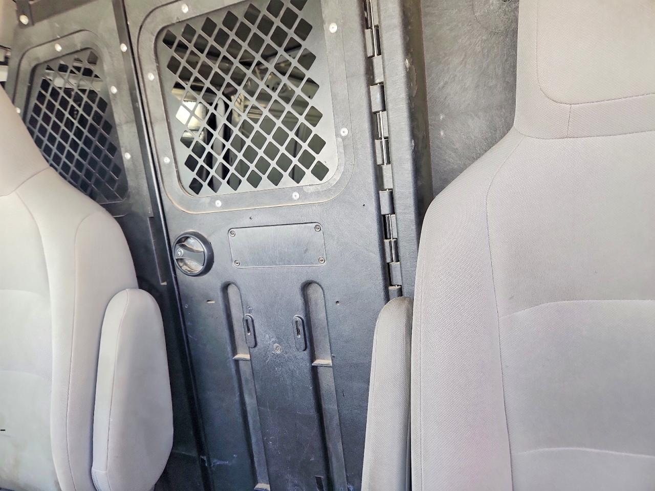 2013 Ford Econoline E150 Van White vin: 1FTNE1EW1DDA01442