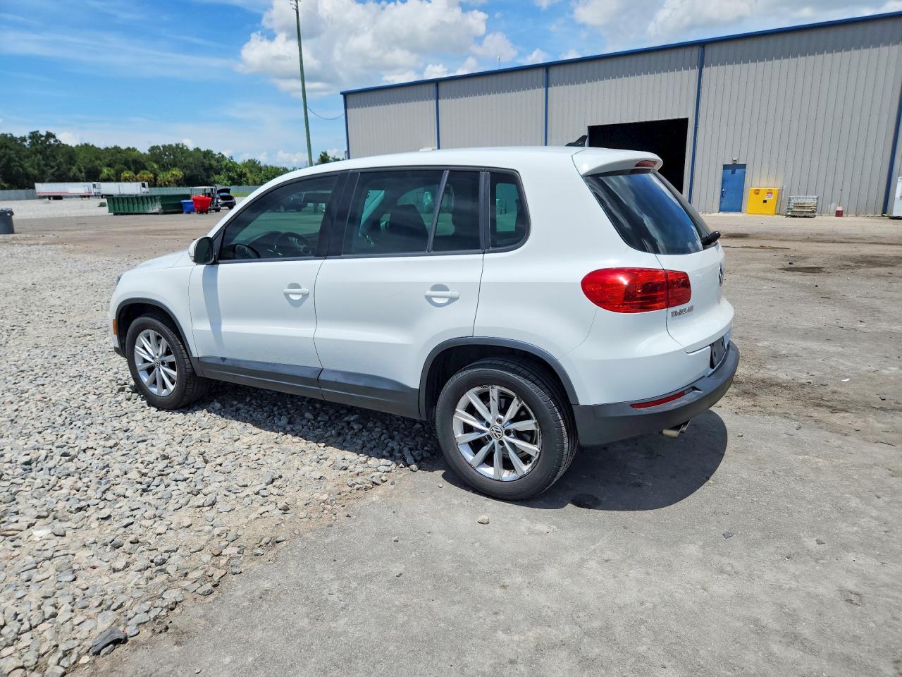 2014 Volkswagen Tiguan S Белый vin: WVGA3AX2EW554840