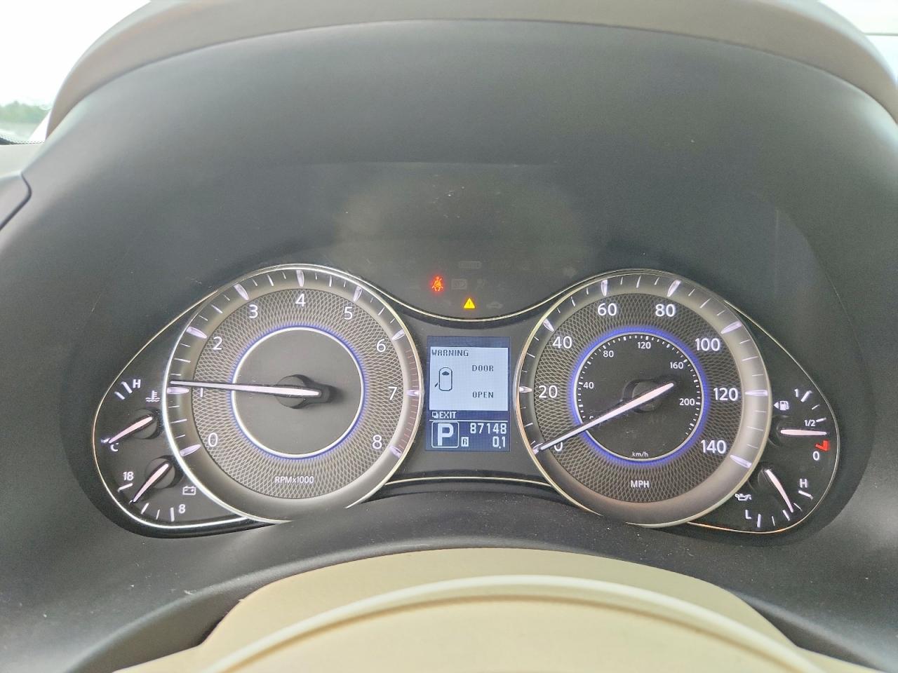 2012 Infiniti Qx56 Base White vin: JN8AZ2NCXC9316342