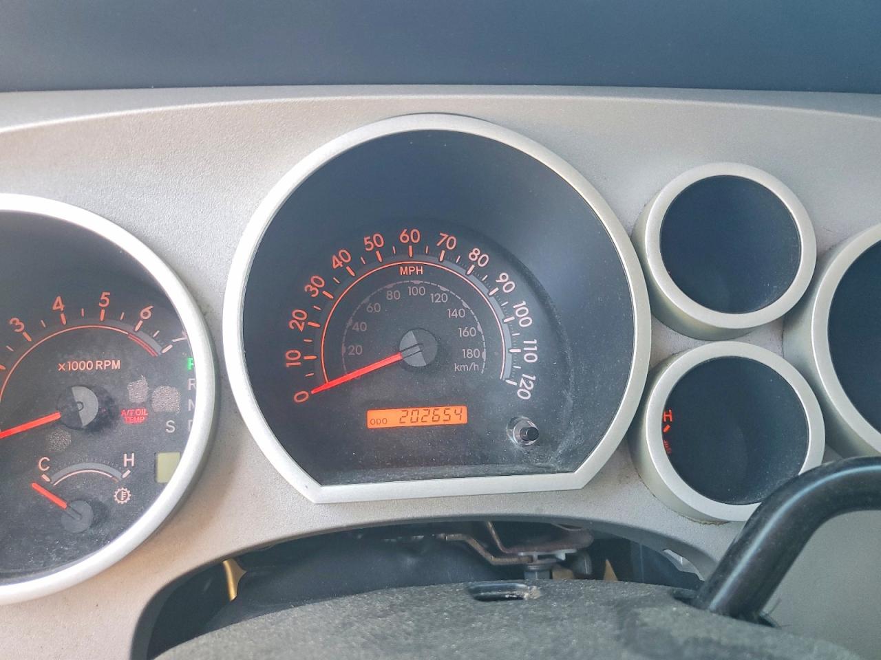 2008 Toyota Tundra Grade Silver vin: 5TBBT54138S459427