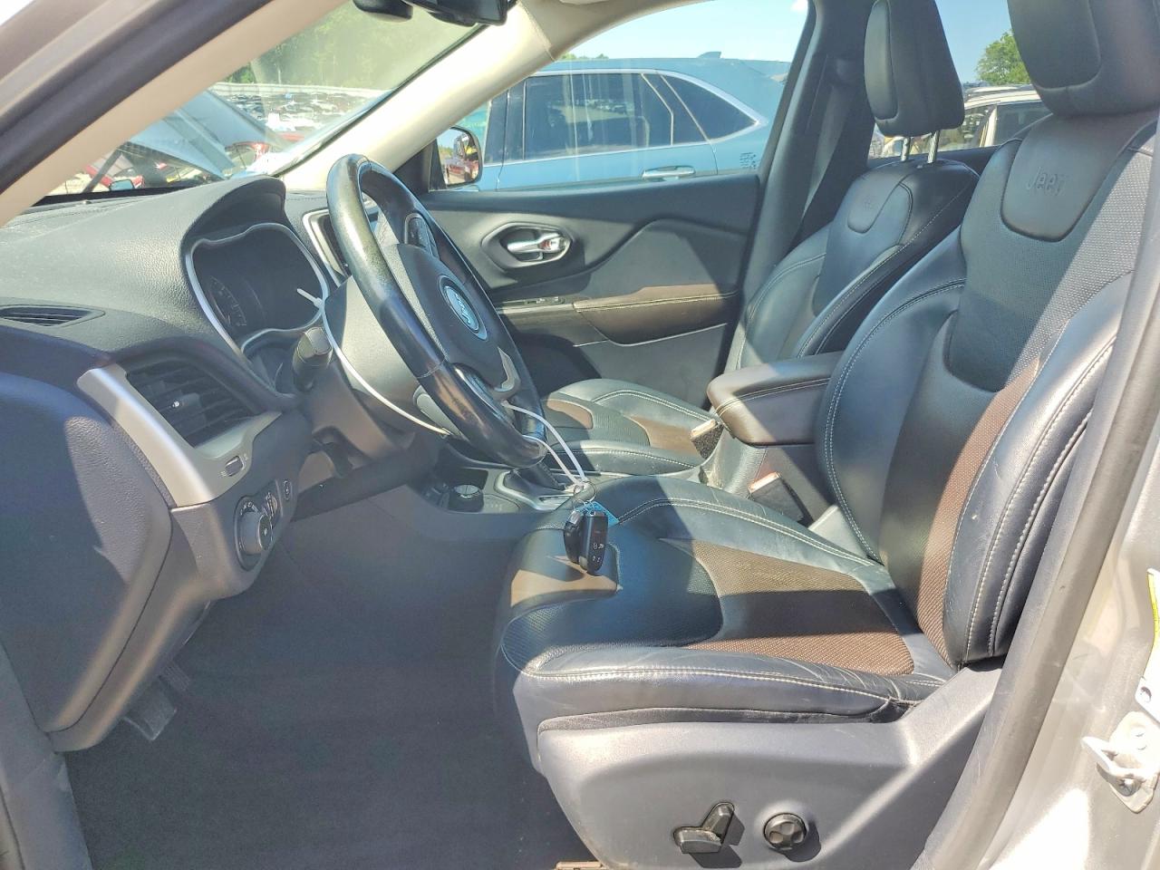 2014 Jeep Cherokee Limited Silver vin: 1C4PJMDS0EW309048