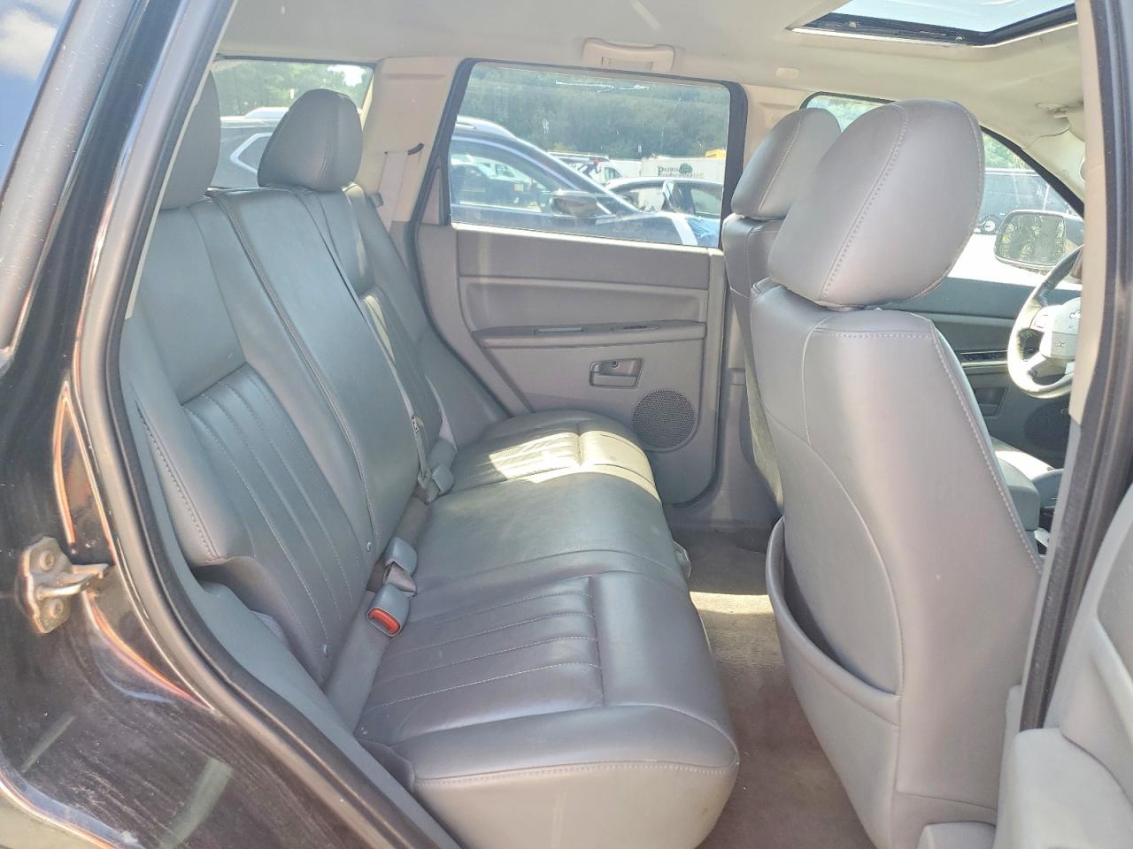 2007 Jeep Grand Cherokee Laredo Black vin: 1J8GR48K97C623832