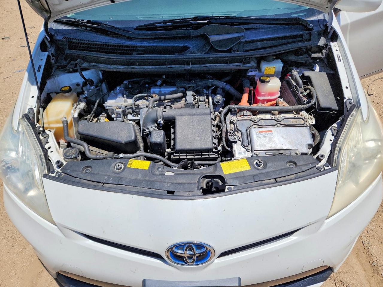 2012 Toyota Prius Two White vin: JTDKN3DU2C5503531