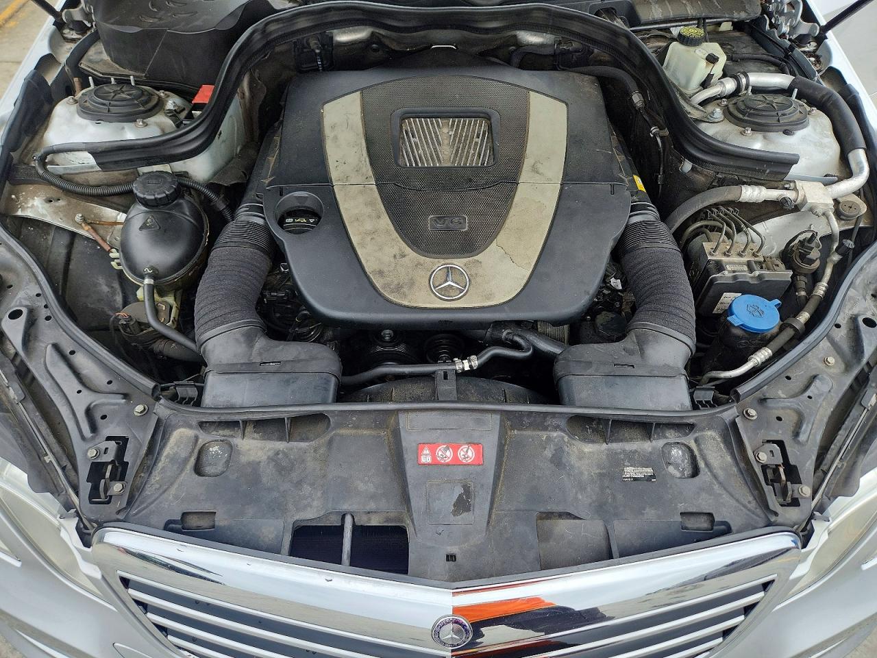 2011 Mercedes-benz E 350 4matic Серебряный vin: WDDHF8HB1BA299085
