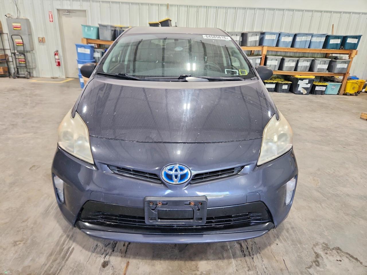 2013 Toyota Prius Two Gray vin: JTDKN3DU8D1684305