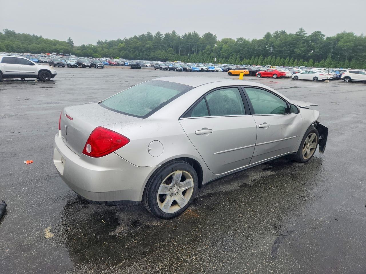 2007 Pontiac G6 Base Silver vin: 1G2ZG58B074225130