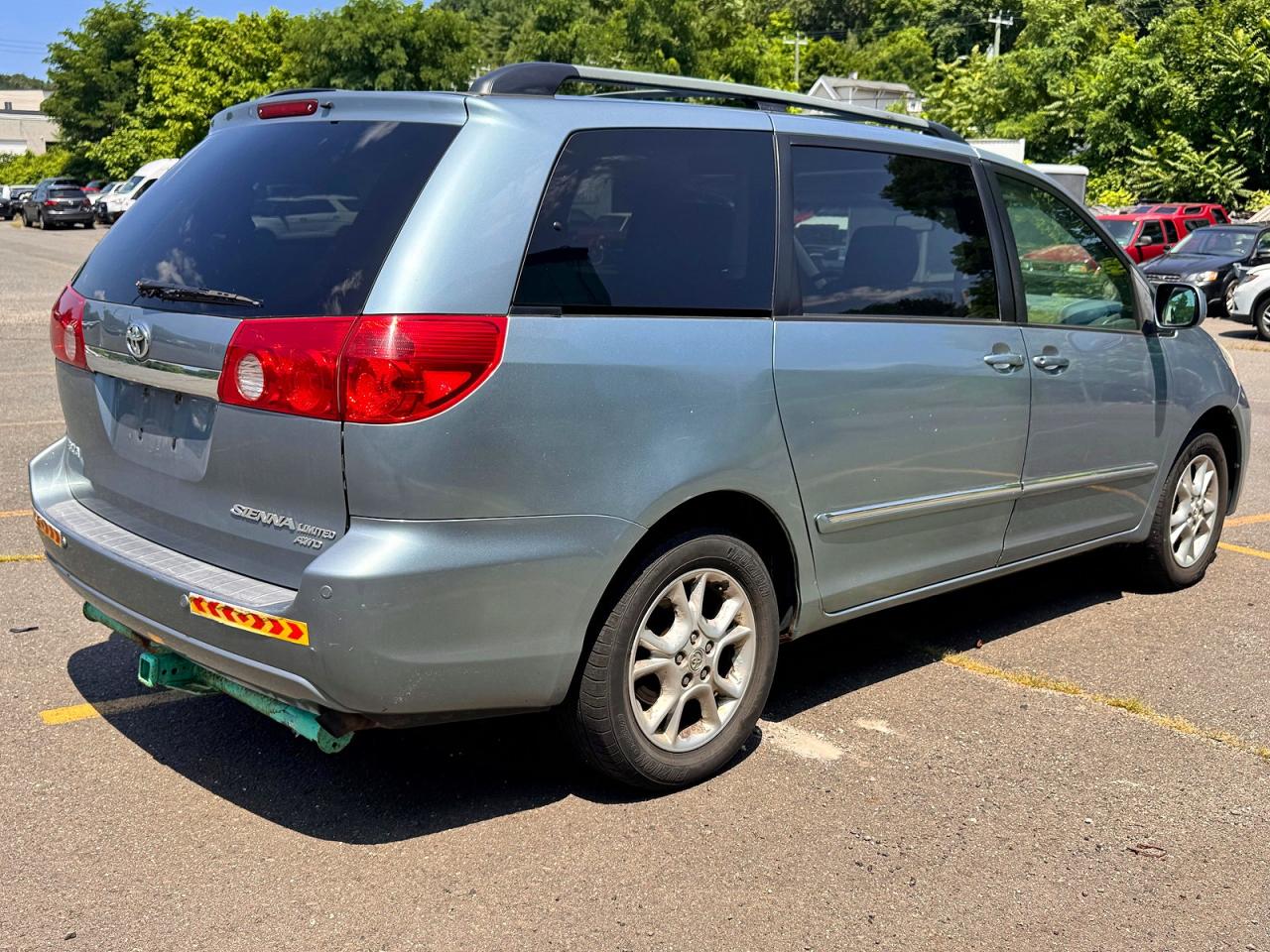 2006 Toyota Sienna Xle Limited 7 Passenger Blue vin: 5TDBA22C16S067155