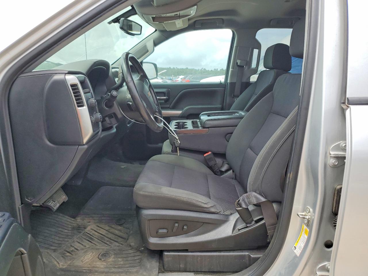 2018 Chevrolet Silverado K1500 Lt Silver vin: 1GCVKREH6JZ287747