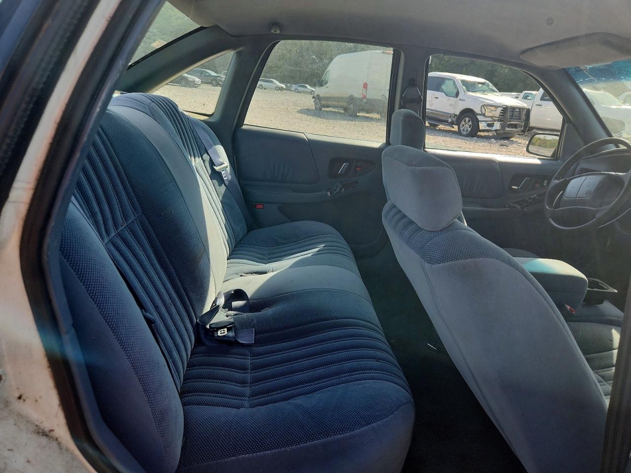 1995 Buick Regal Custom White vin: 2G4WB52M5S1429266