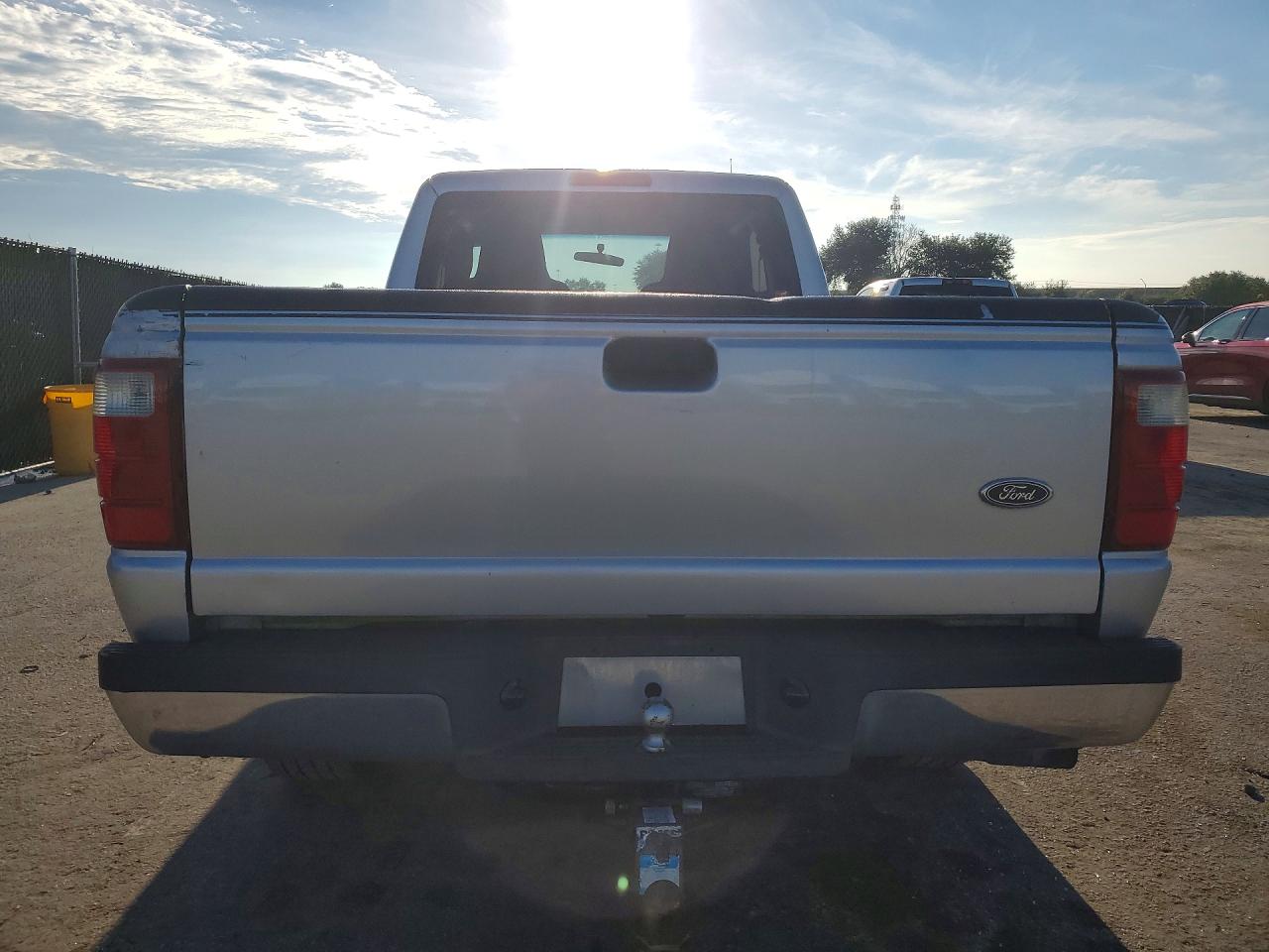 2004 Ford Ranger Super Cab Silver vin: 1FTYR14U04PA46985