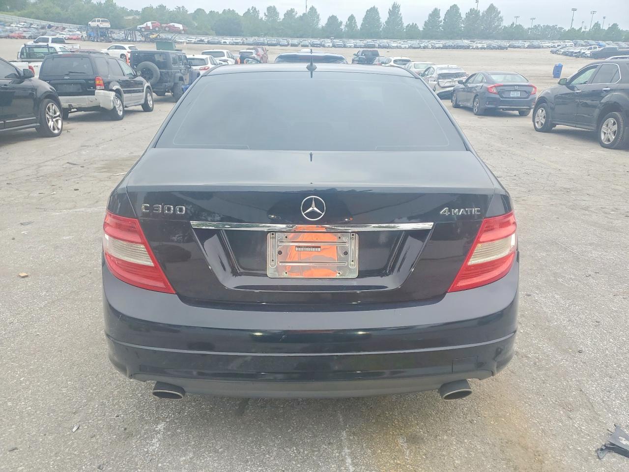 2011 Mercedes-benz C 300 4matic Черный vin: WDDGF8BB0BR157946