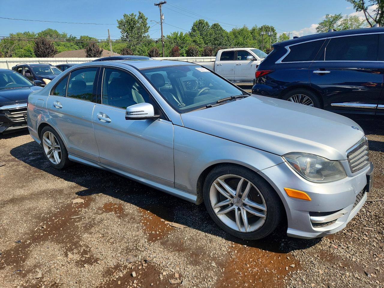 2013 Mercedes-benz C 300 4matic Blue vin: WDDGF8ABXDR275605