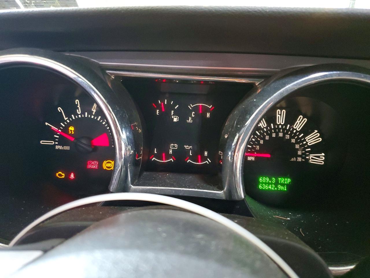 2006 Ford Mustang Желтый vin: 1ZVFT80N065115900