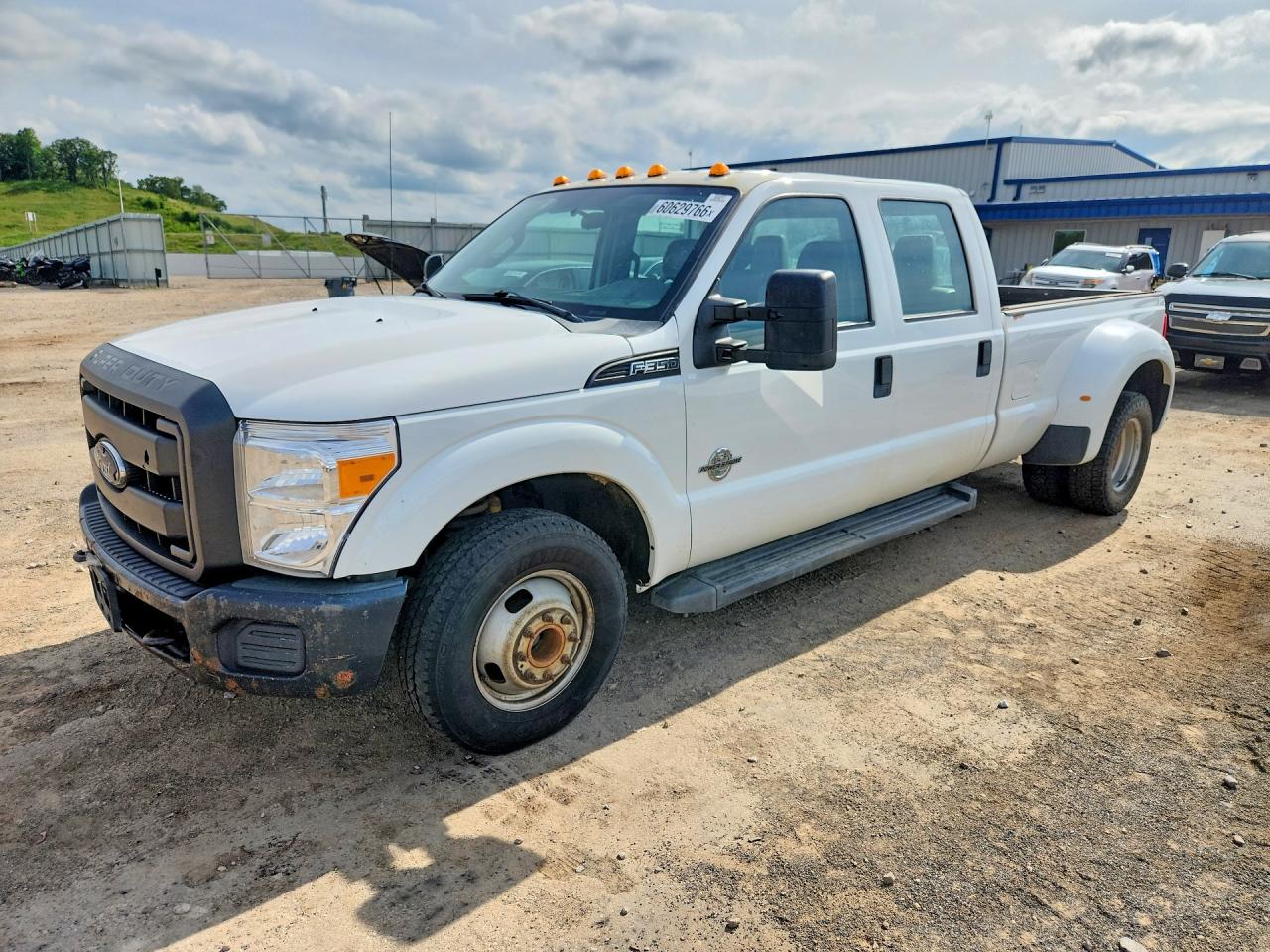 2015 Ford F350 Super Duty White vin: 1FT8W3CT0FEC37382