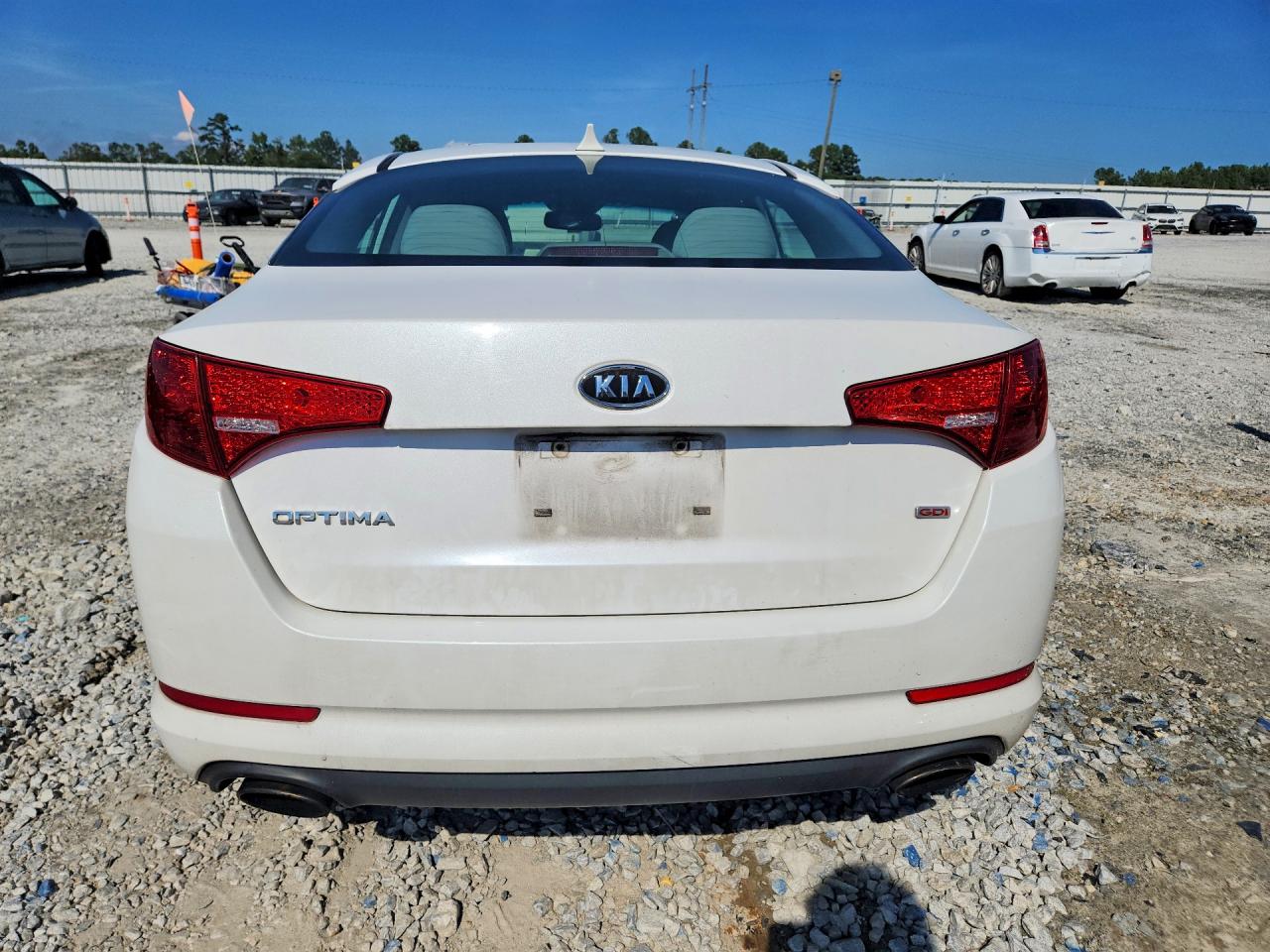 2012 Kia Optima Lx White vin: 5XXGM4A73CG059763