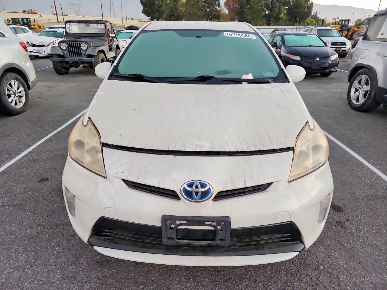 2014 Toyota Prius Two White vin: JTDKN3DU6E1759505
