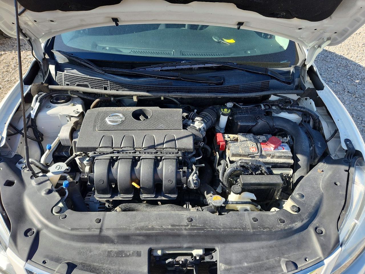 2013 Nissan Sentra S White vin: 3N1AB7AP9DL618061