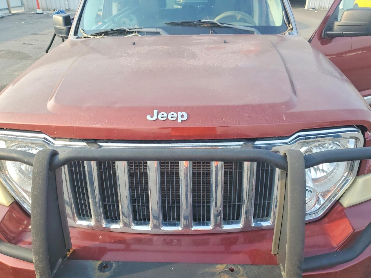 2008 Jeep Liberty Limited Burgundy vin: 1J8GN58K38W271980