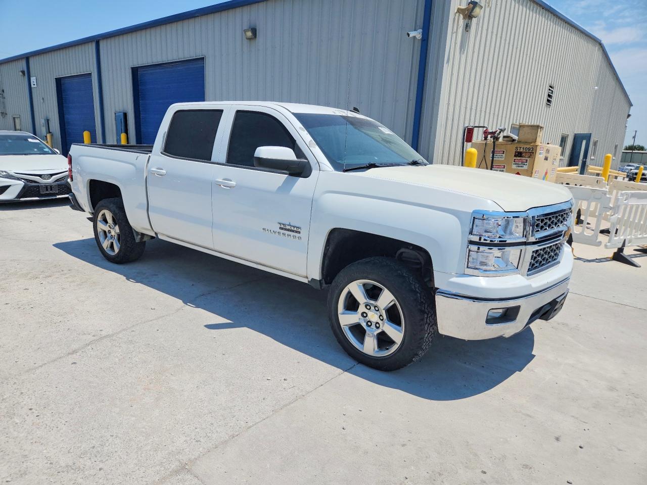 2014 Chevrolet Silverado C1500 Lt White vin: 3GCPCREC8EG127210