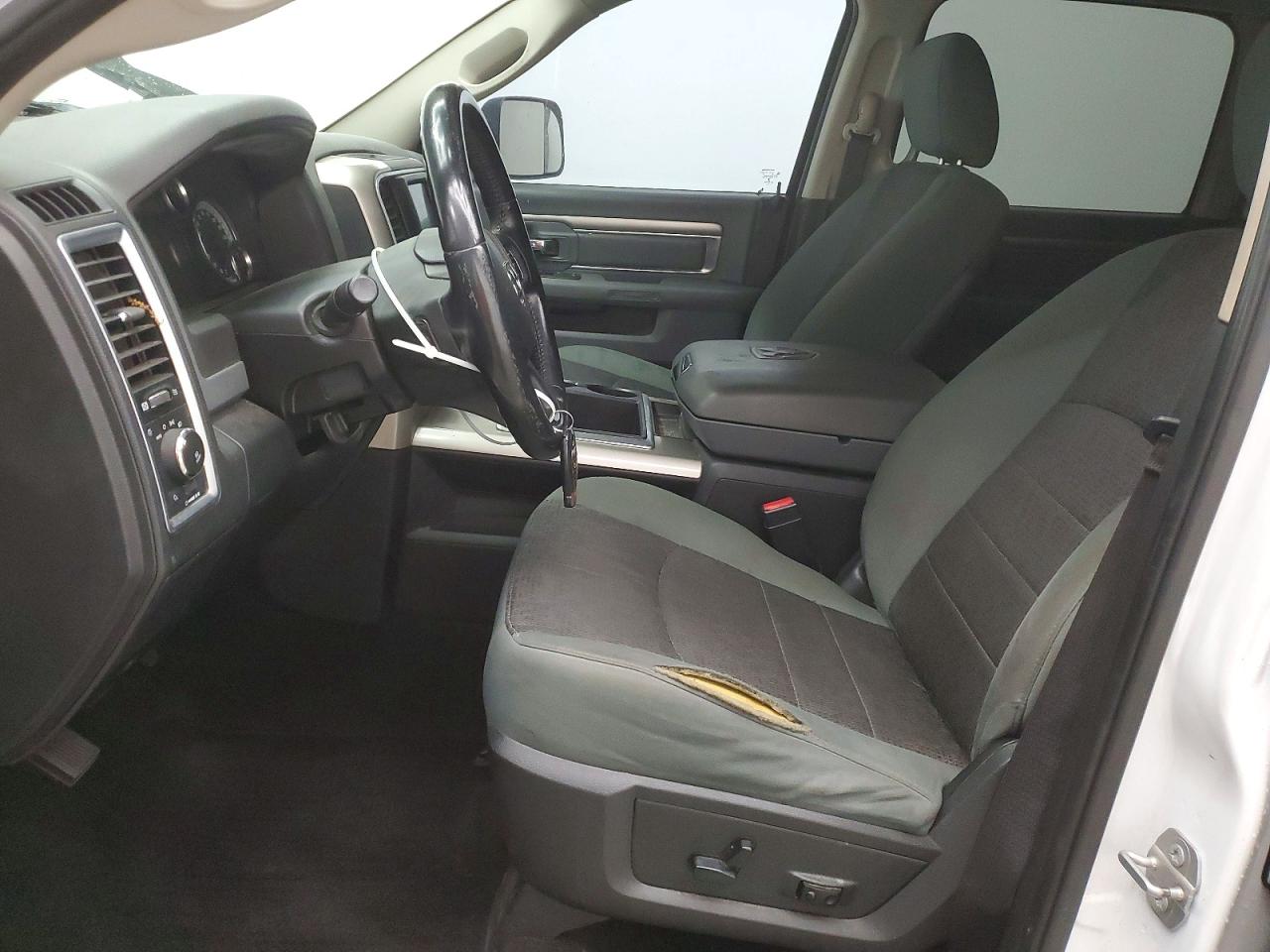 2015 Ram 1500 Slt White vin: 1C6RR7LM7FS728441