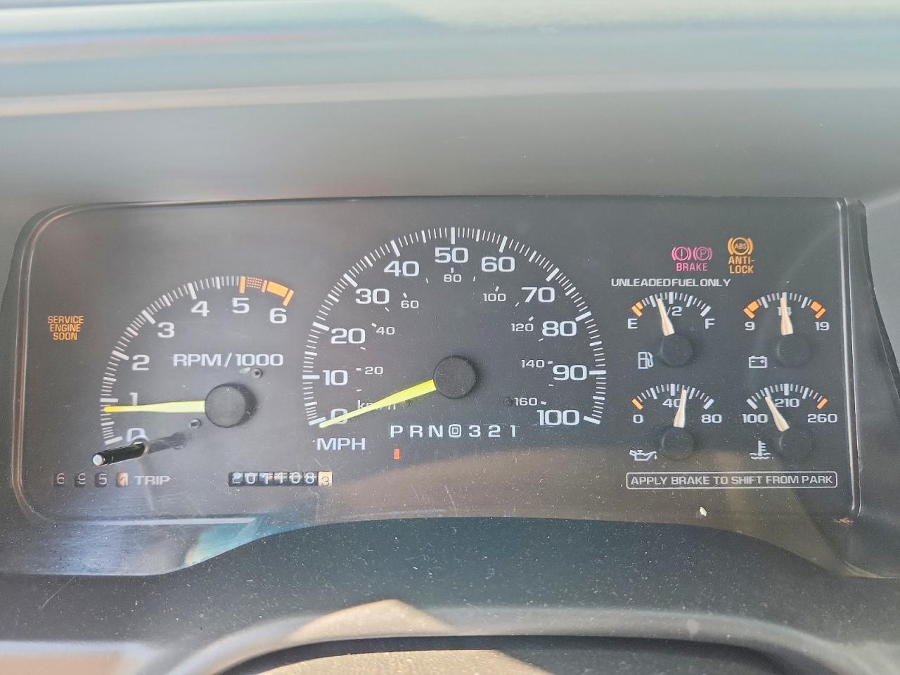 1996 Chevrolet Tahoe K1500 Burgundy vin: 1GNEK13R4TJ338023