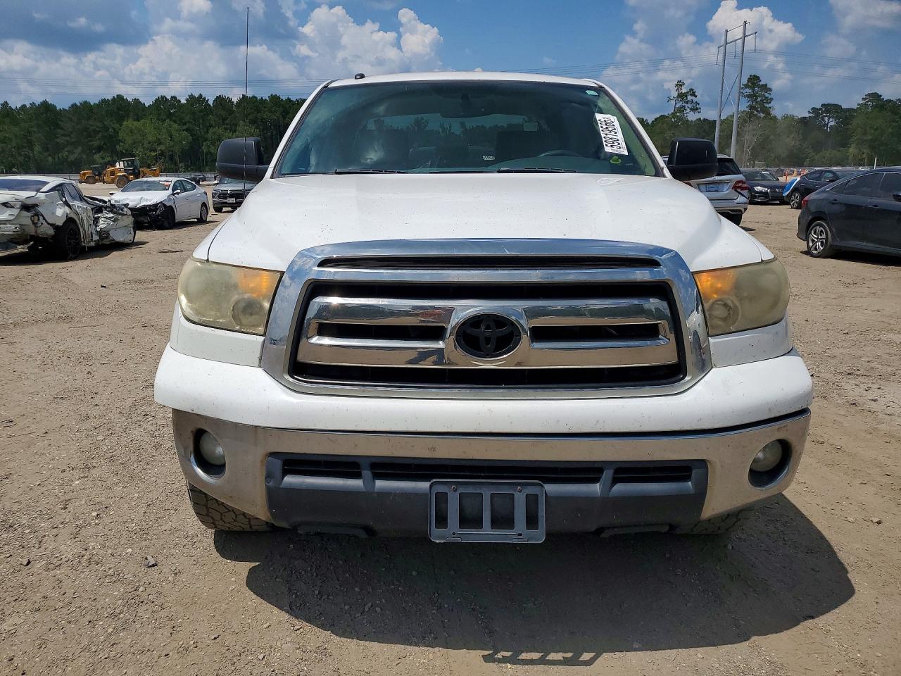 2013 Toyota Tundra Crewmax Sr5 White vin: 5TFEM5F12DX053867