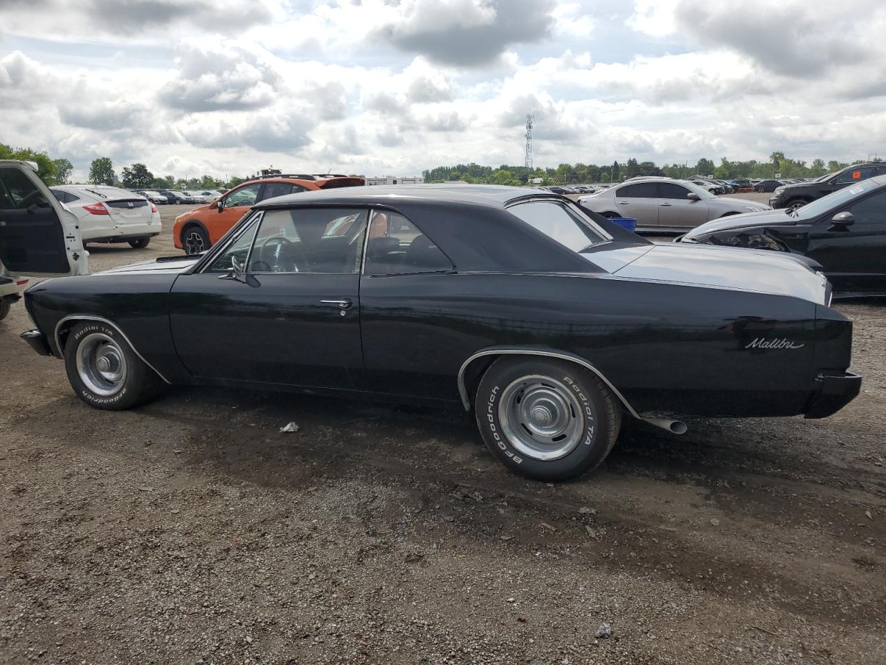 1966 Chevrolet Malibu Black vin: 613617014037