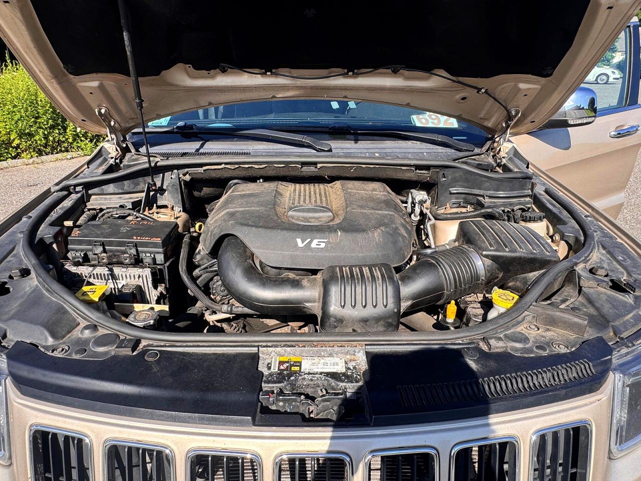 2014 Jeep Grand Cherokee Limited Gold vin: 1C4RJFBG4EC558294