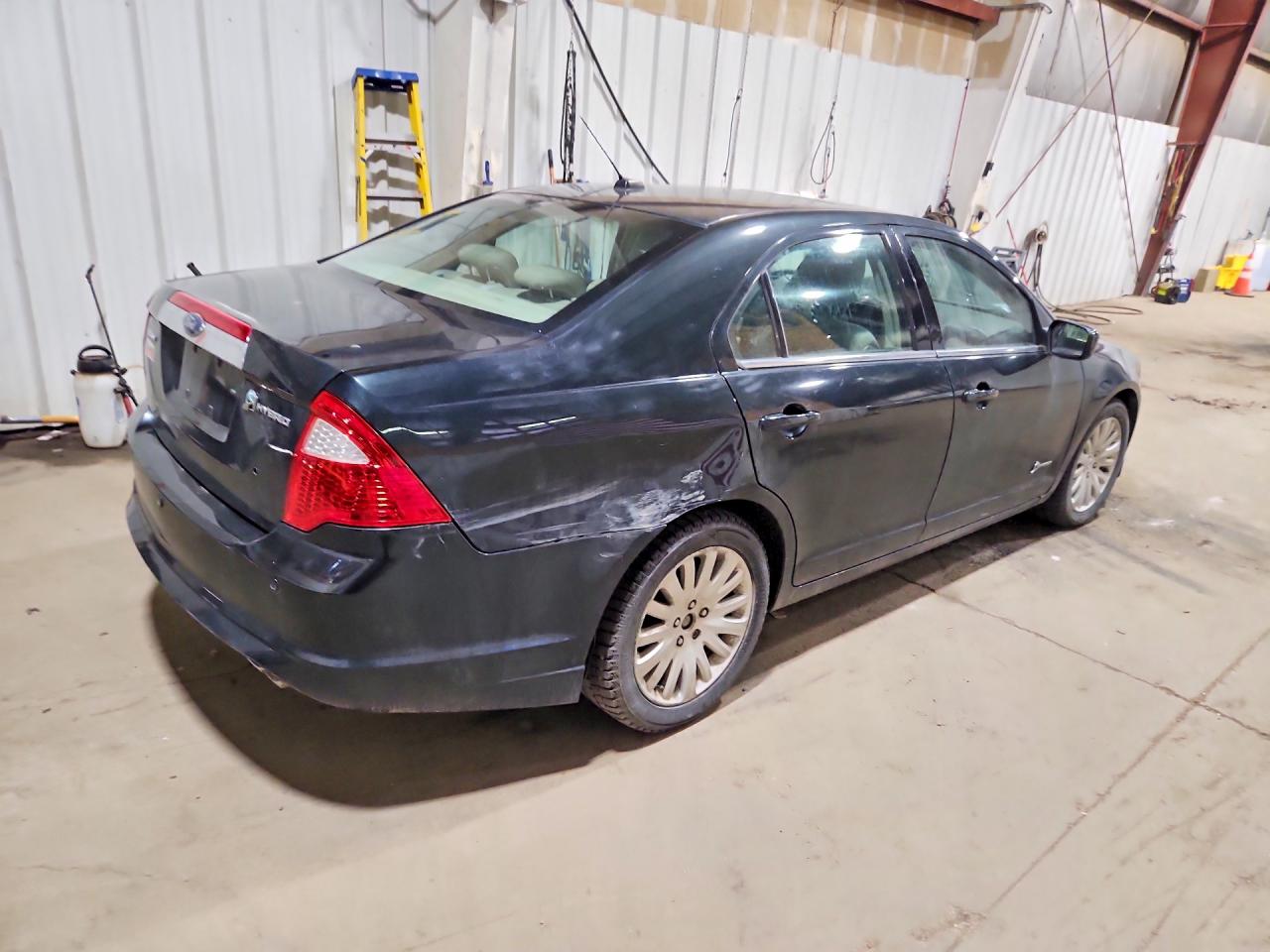 2010 Ford Fusion Hybrid Black vin: 3FADP0L36AR195614