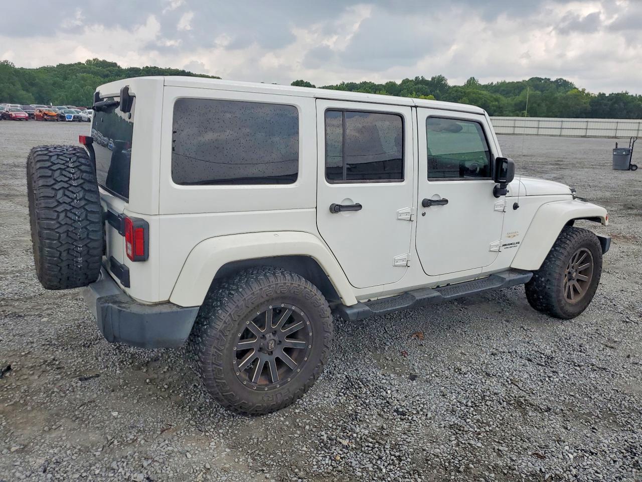 2015 Jeep Wrangler Unlimited Sahara Белый vin: 1C4BJWEG6FL624777