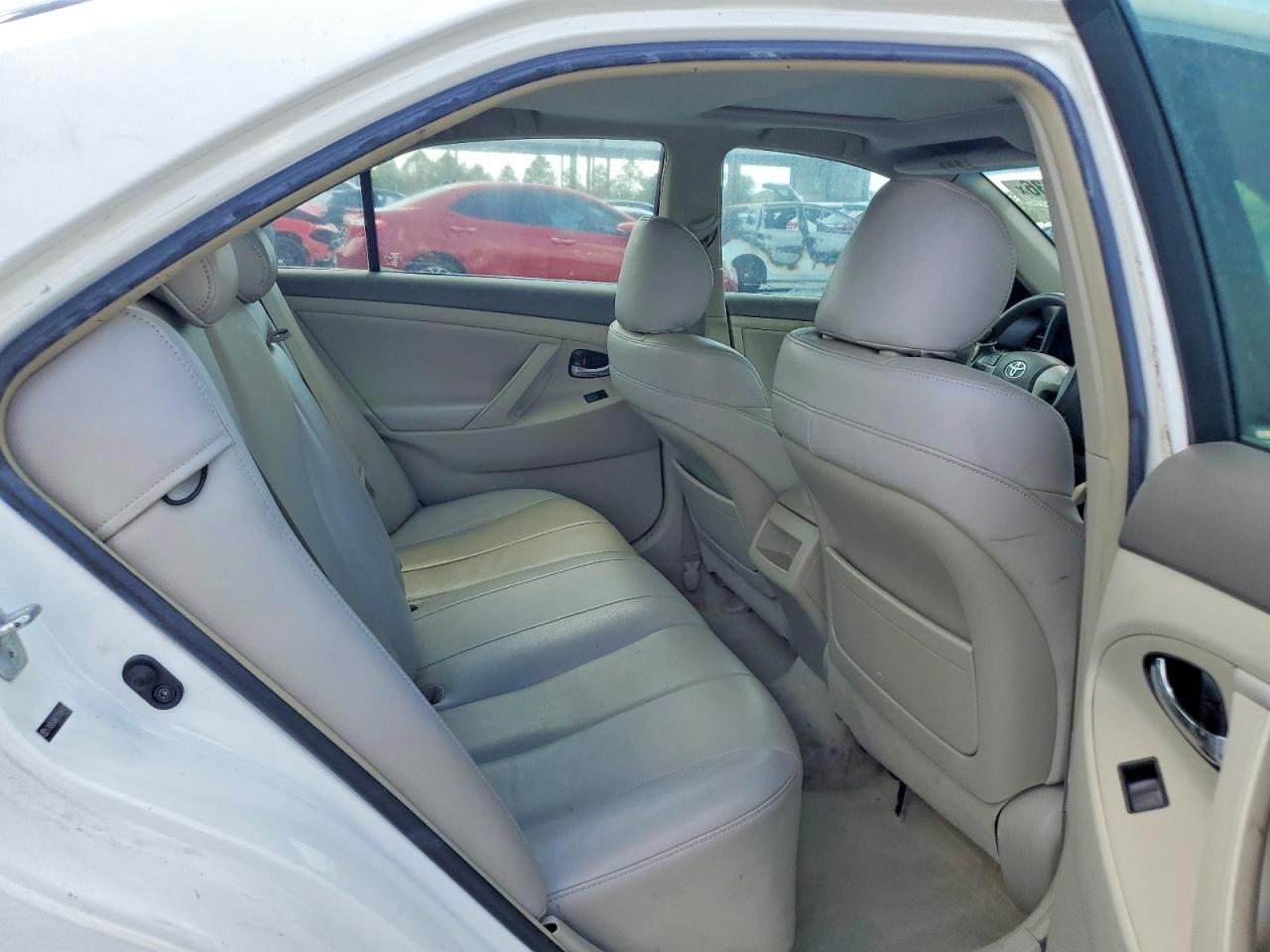 2007 Toyota Camry Le Белый vin: JTNBE46K173068421