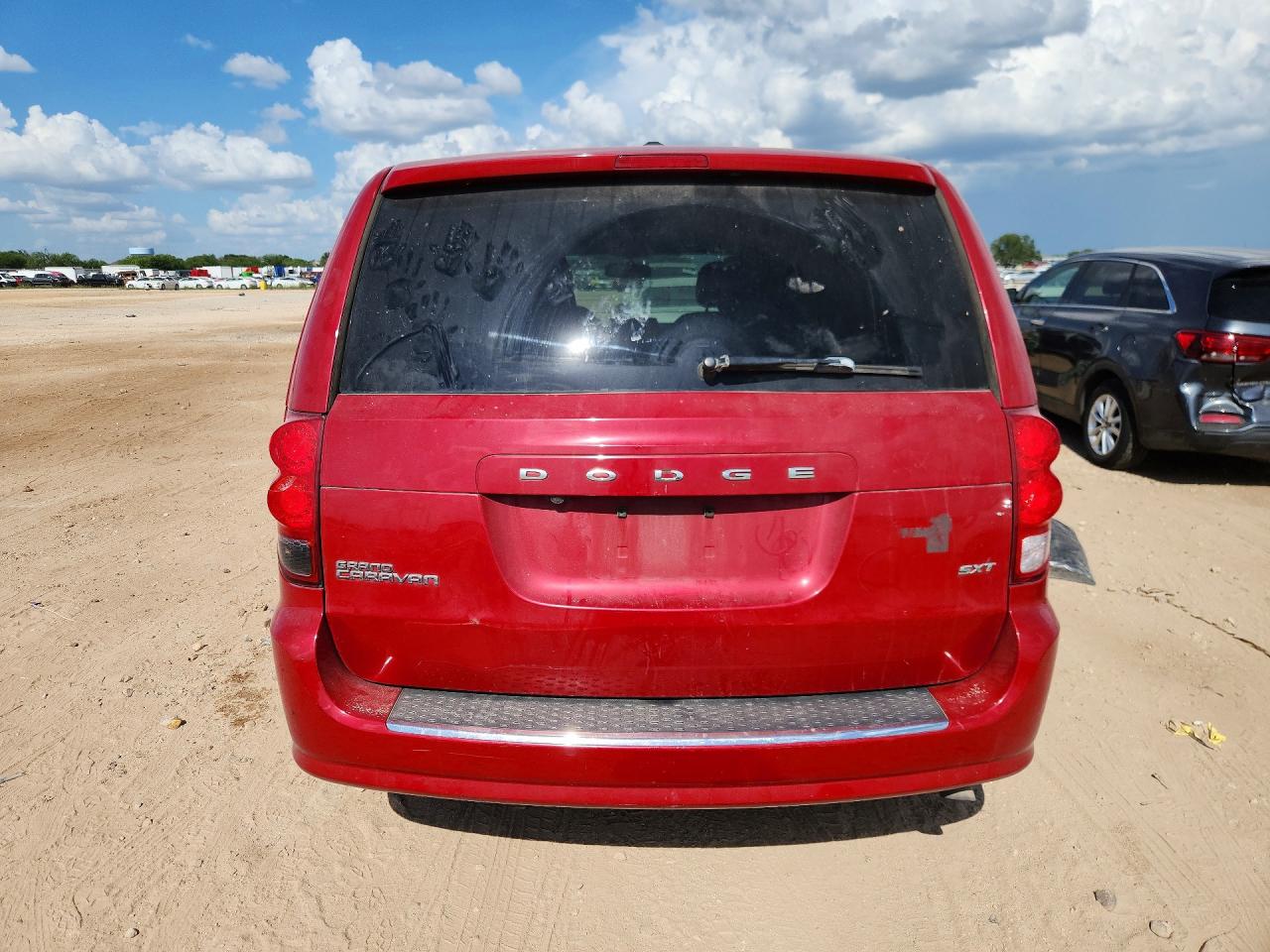 2014 Dodge Grand Caravan Sxt Red vin: 2C4RDGCG2ER250818