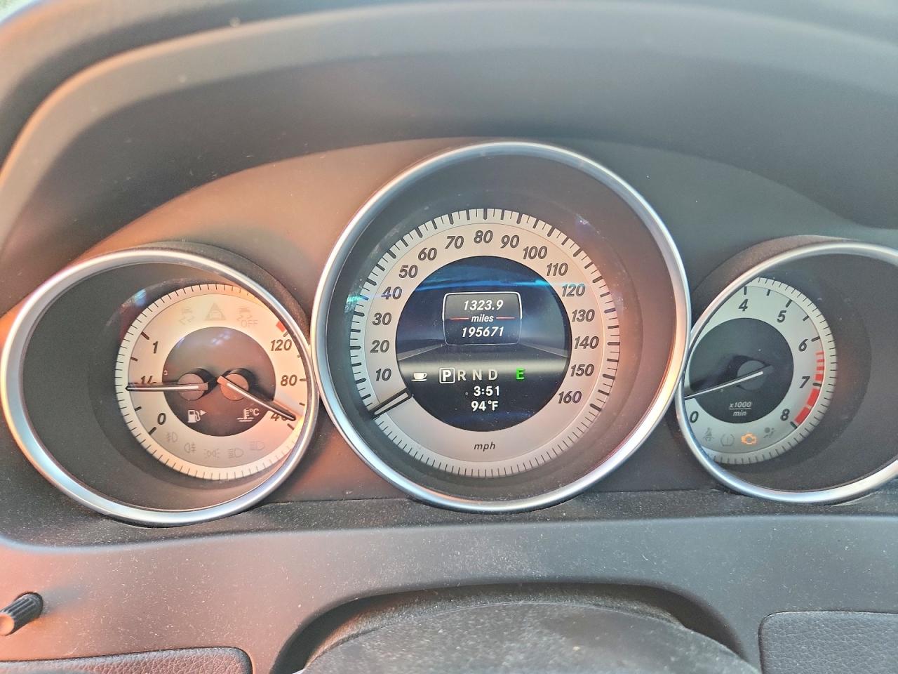 2013 Mercedes-benz C 300 4matic Blue vin: WDDGF8ABXDR275605