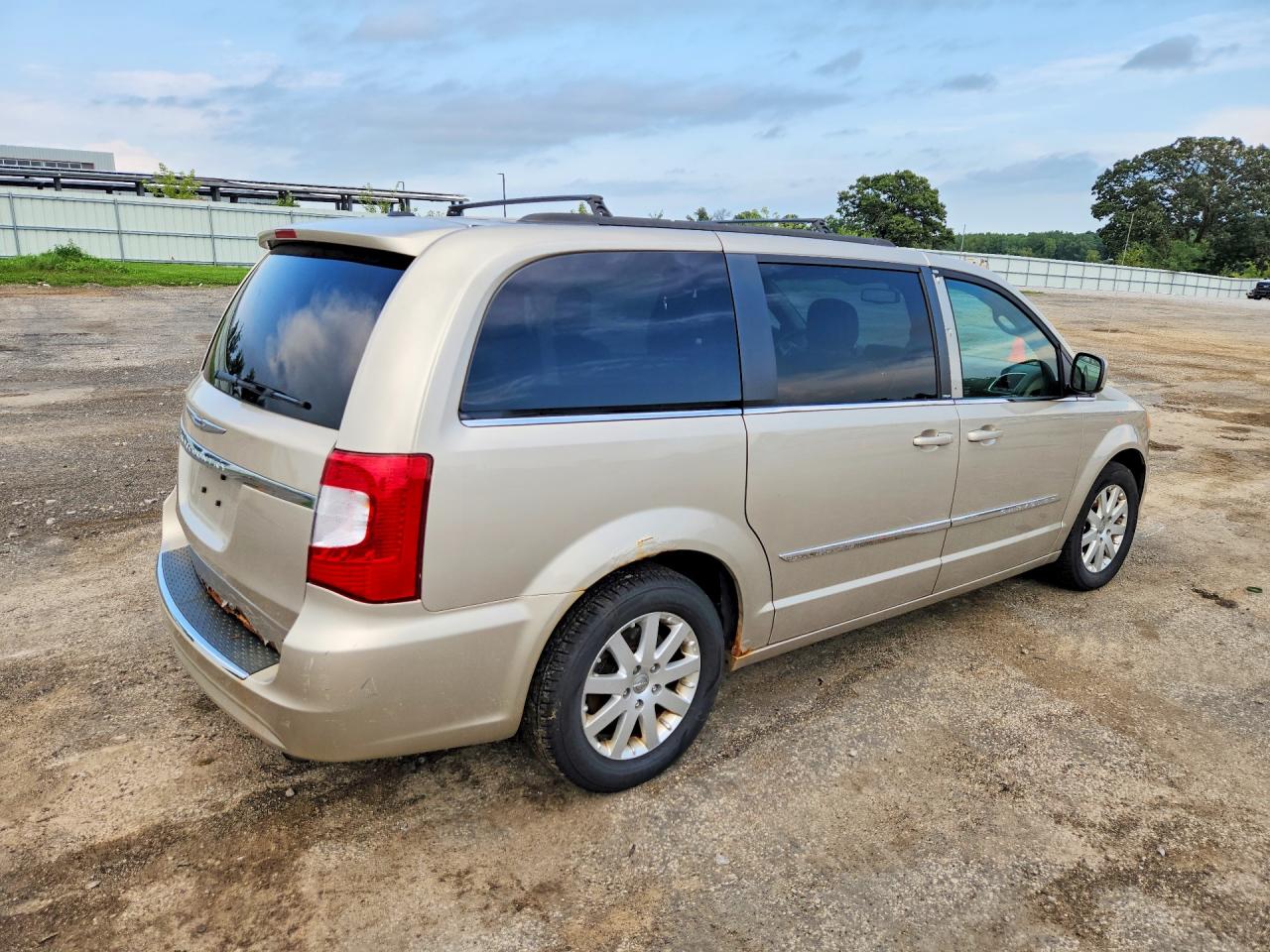 2013 Chrysler Town & Country Touring Tan vin: 2C4RC1BG3DR695259