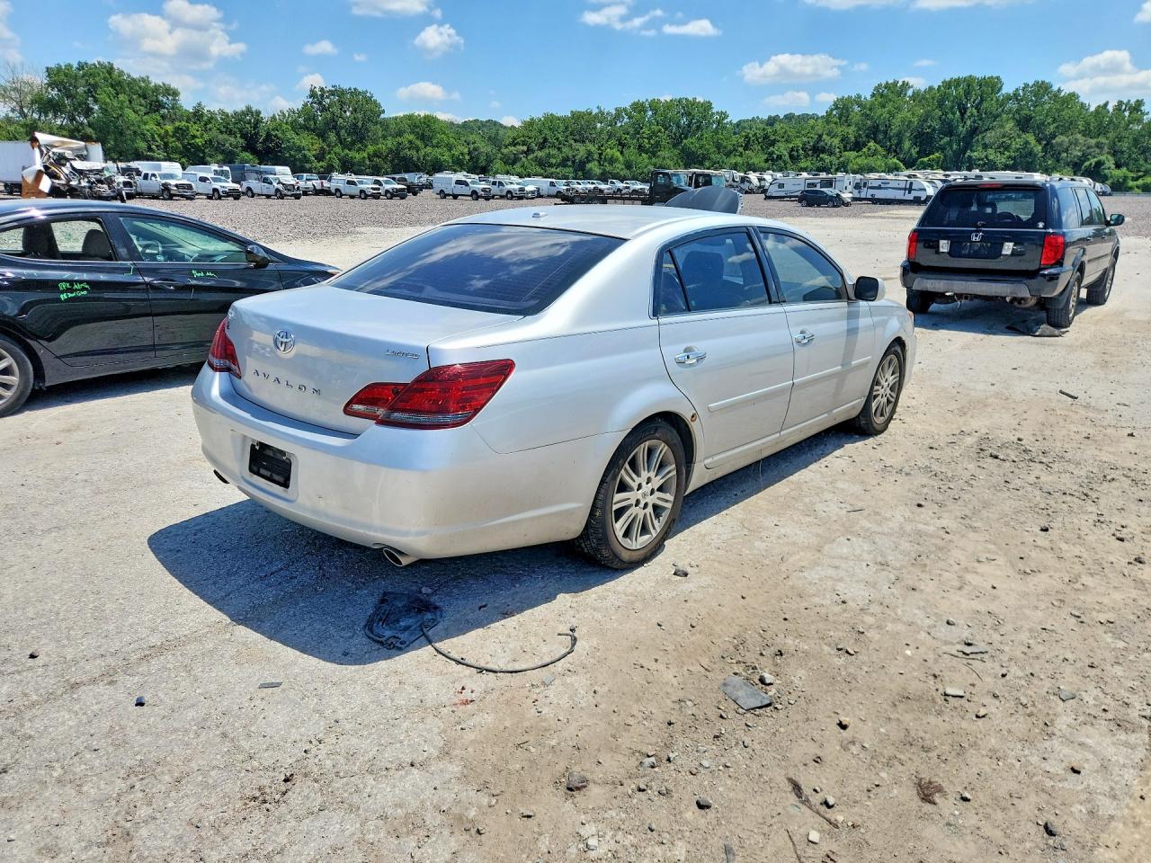 2010 Toyota Avalon Limited Silver vin: 4T1BK3DB1AU356642