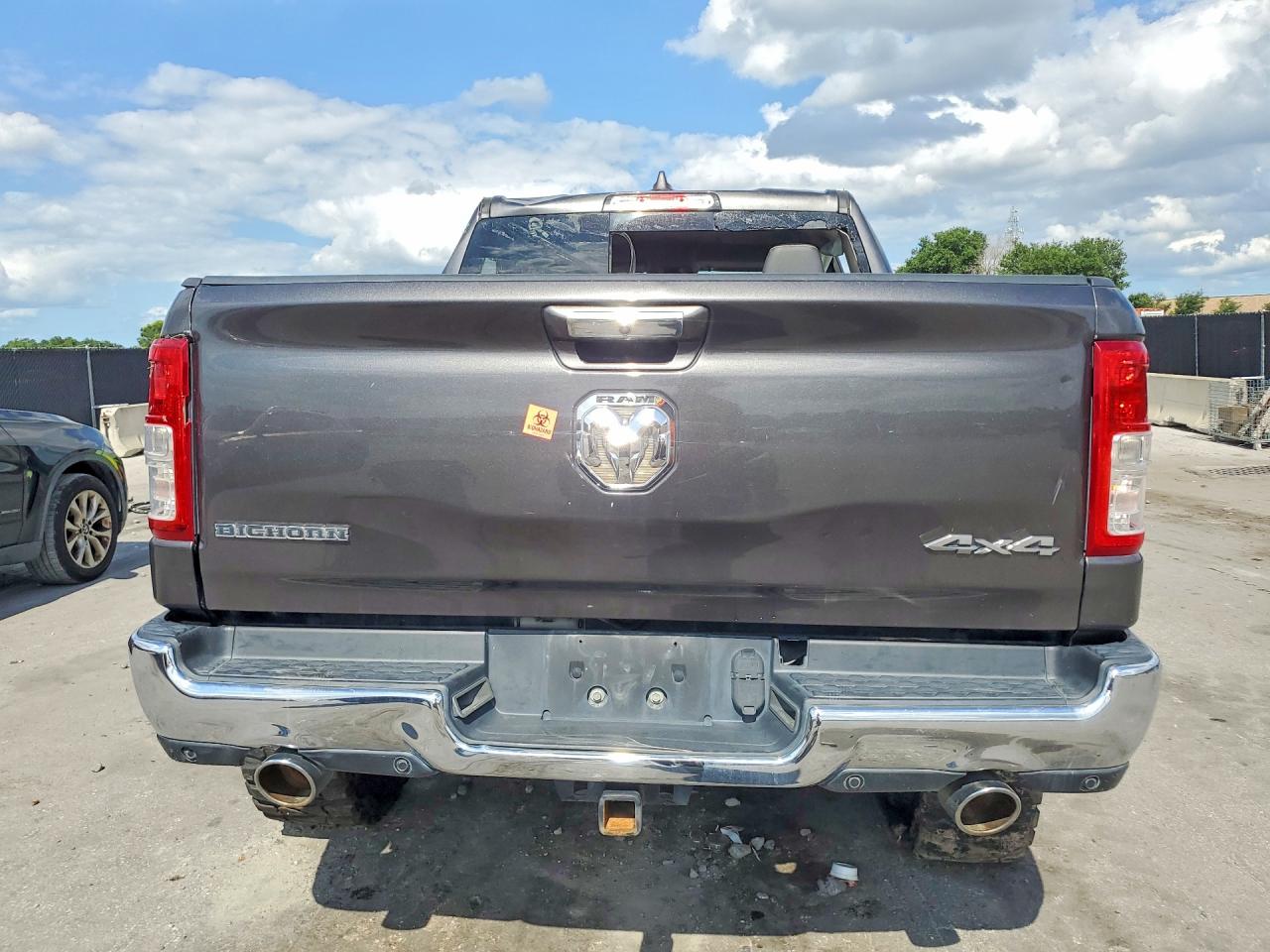 2020 Ram 1500 Big Horn Серый vin: 1C6SRFFT3LN125964