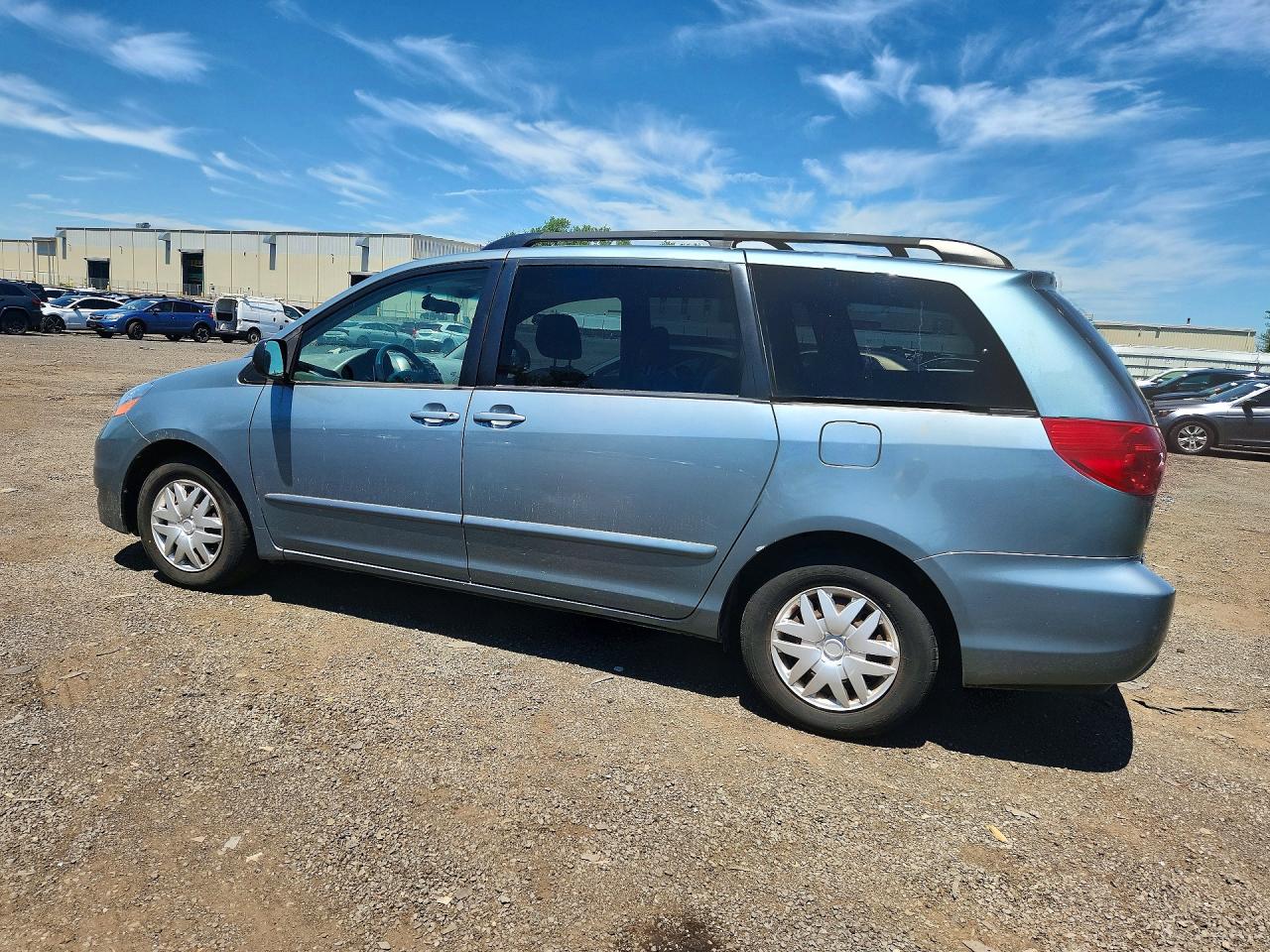 2008 Toyota Sienna Le 7-passenger Gray vin: 5TDZK23C08S211694