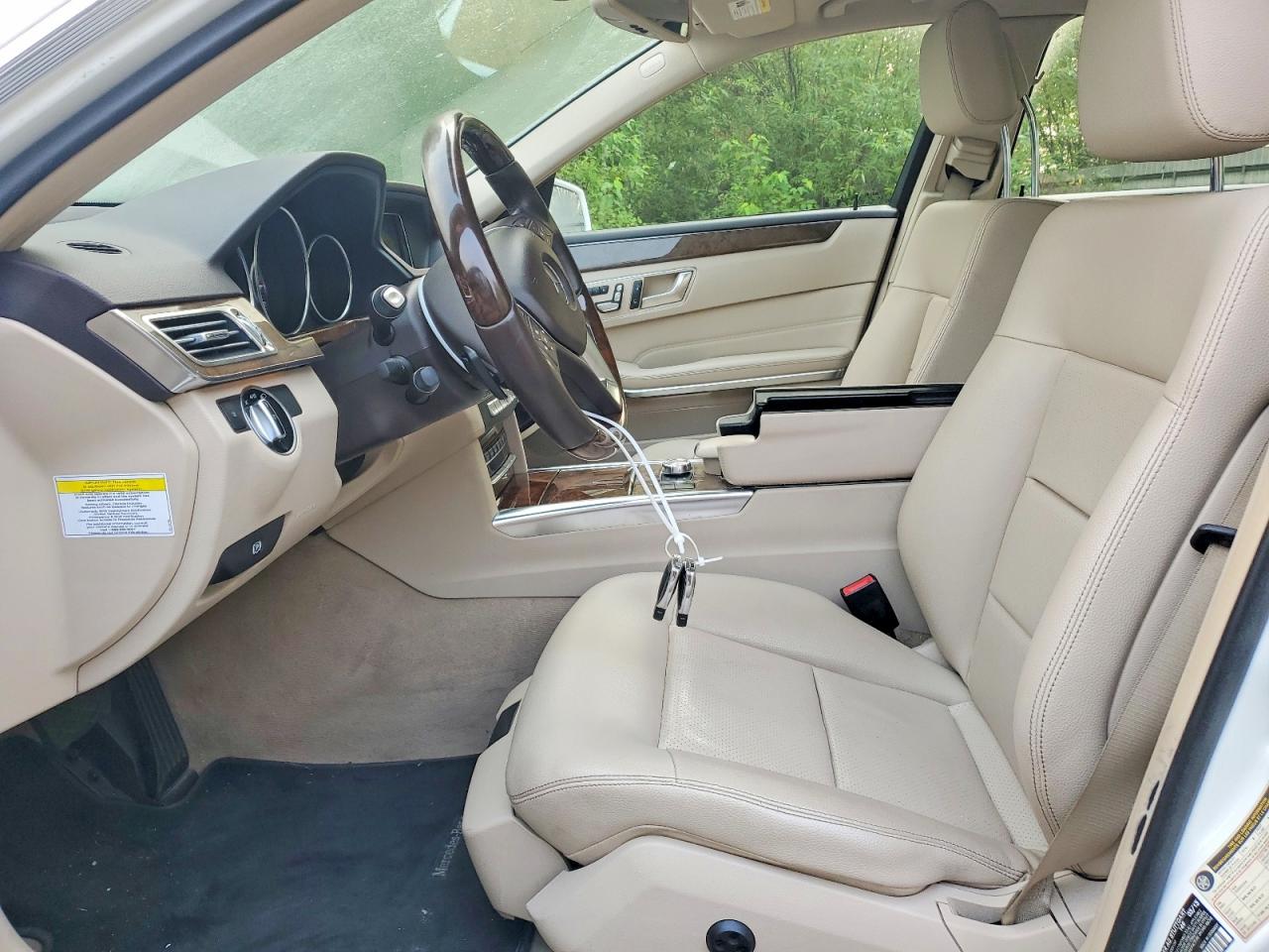 2014 Mercedes-benz E 350 4matic White vin: WDDHF8JB9EA773590