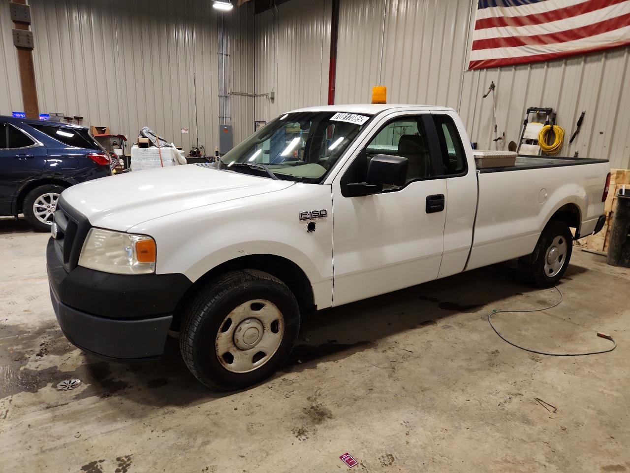 2008 Ford F150 White vin: 1FTRF12288KB80595