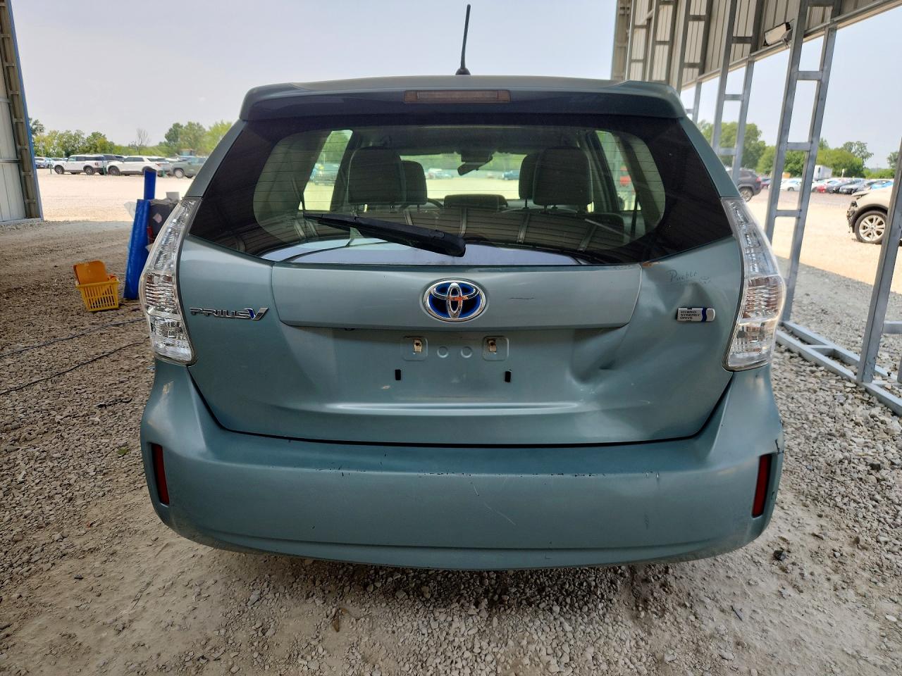 2013 Toyota Prius V Two Turquoise vin: JTDZN3EU8D3211294