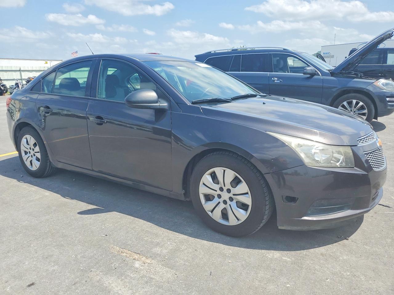 2014 Chevrolet Cruze Ls Charcoal vin: 1G1PA5SH0E7326318